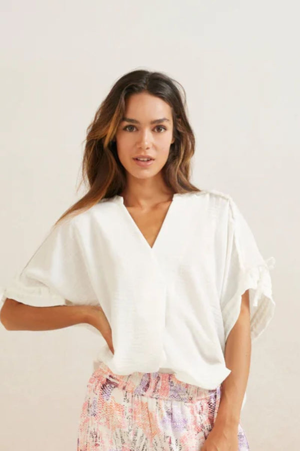 YAYA | Airy V-neck Top With Drawstring Sleeves in Off White