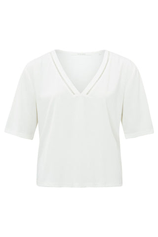 YAYA | T-Shirt With Neckline Detail in Off White