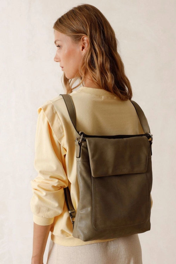 Indi & Cold | Convertible Leather Bag In Basil