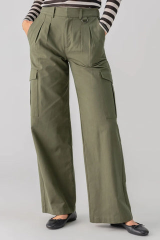 SANCTUARY | Frankie Cargo High Rise Pant in Dark Olive