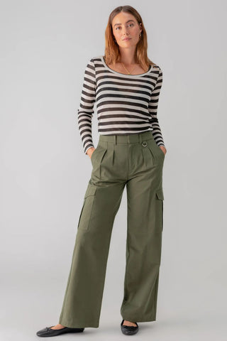 SANCTUARY | Frankie Cargo High Rise Pant in Dark Olive